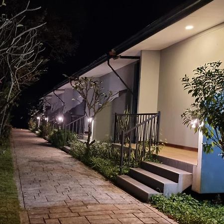Baan Suan San Rak บ้านสวนแสนรัก Buriram Extérieur photo