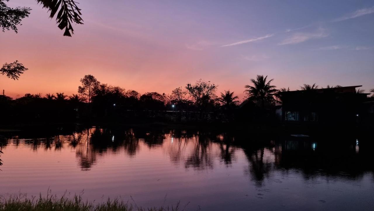 Baan Suan San Rak บ้านสวนแสนรัก Buriram Extérieur photo